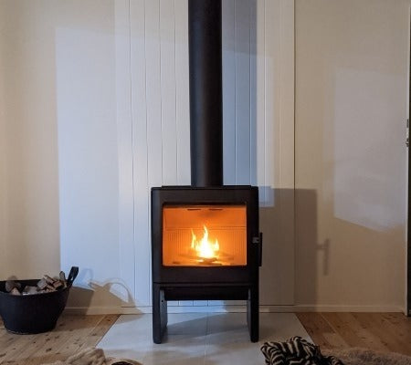 Castworks Hergom E-40 Freestanding Fire