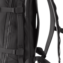 Load image into Gallery viewer, Yeti Crossroads Backpack 27L Black
