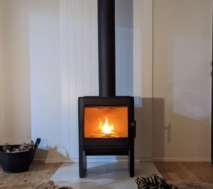 Castworks Hergom E-40 Freestanding Fire