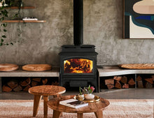 Load image into Gallery viewer, Lopi Liberty 2020 Wood Fire Freestanding Black Legs
